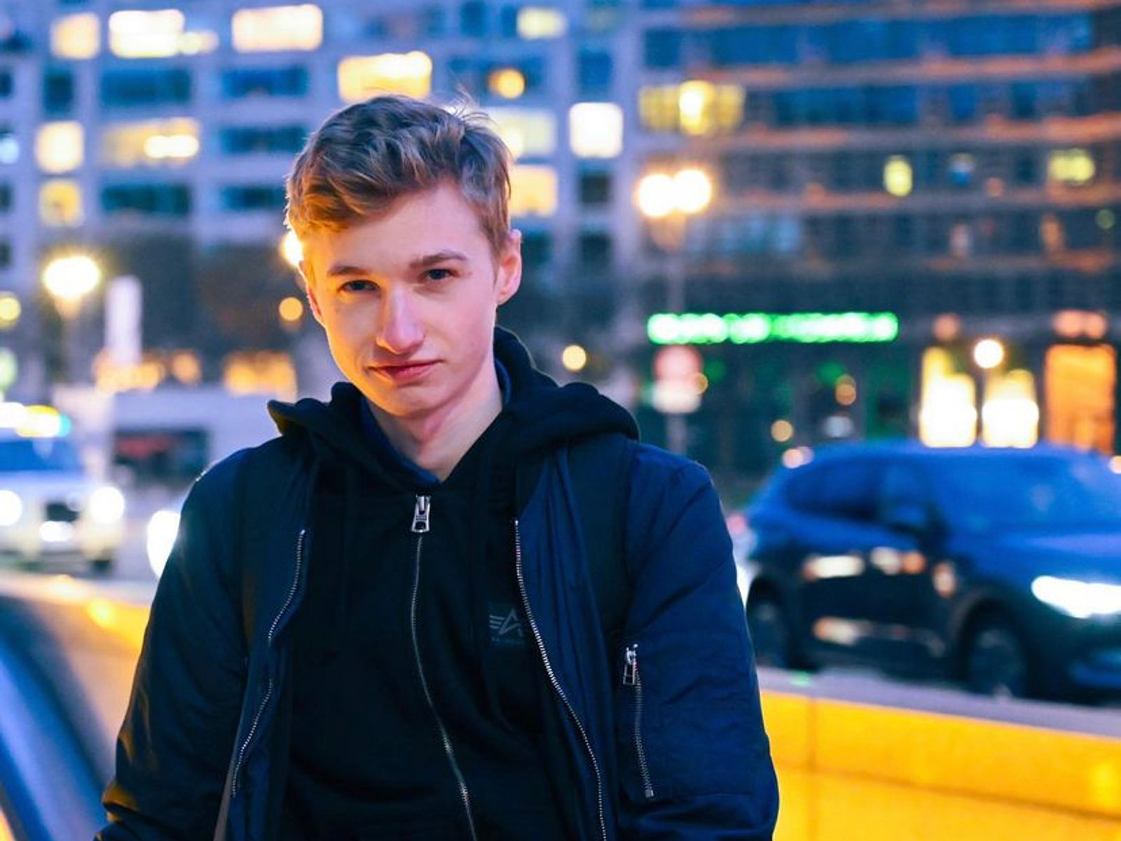 Henry (21): Warum ist ein Coming Out wichtig?  