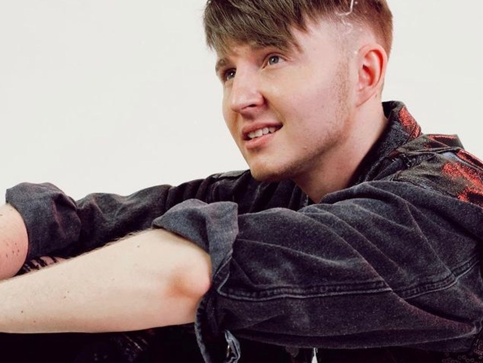 Sänger und Songwriter MKSM: Hass und Diskrimierung darf nicht zum Alltag werden 